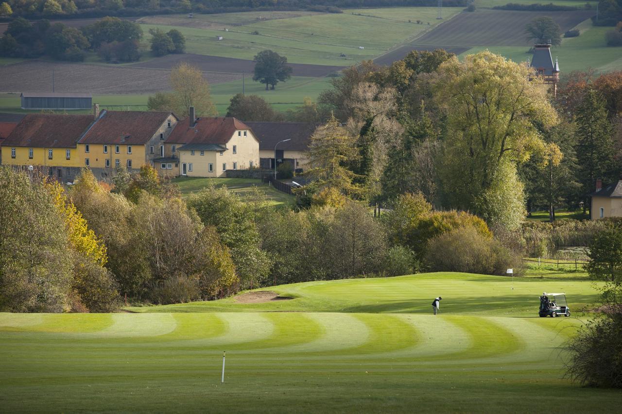 Apartments Golfpark Schlossgut Sickendorf Lauterbach エクステリア 写真