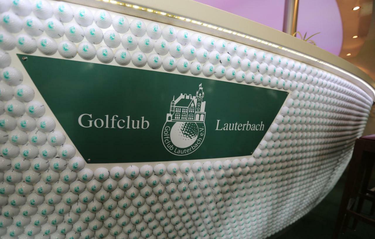 Apartments Golfpark Schlossgut Sickendorf Lauterbach エクステリア 写真