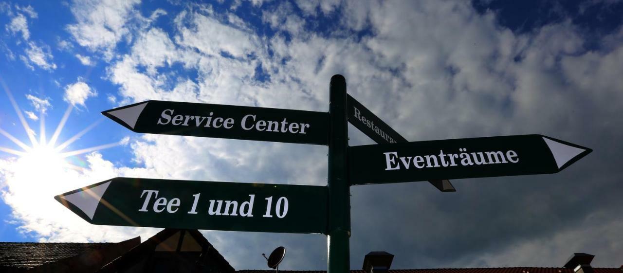 Apartments Golfpark Schlossgut Sickendorf Lauterbach エクステリア 写真