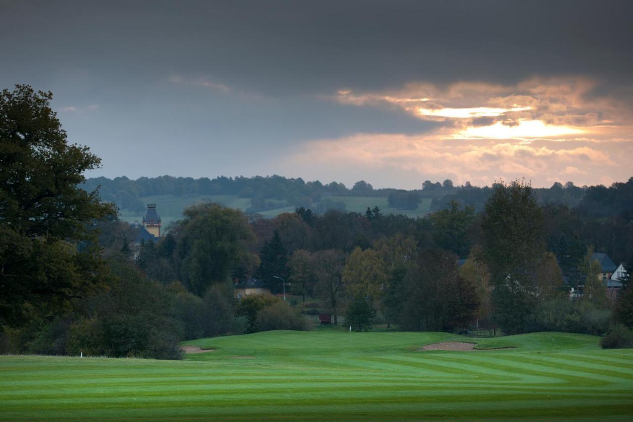 Apartments Golfpark Schlossgut Sickendorf Lauterbach エクステリア 写真